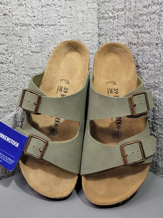 Birkenstock Shoes - Birkenstock Arizona Unisex Size EU 39 US L8 M6 Stone Slip On Sandals.